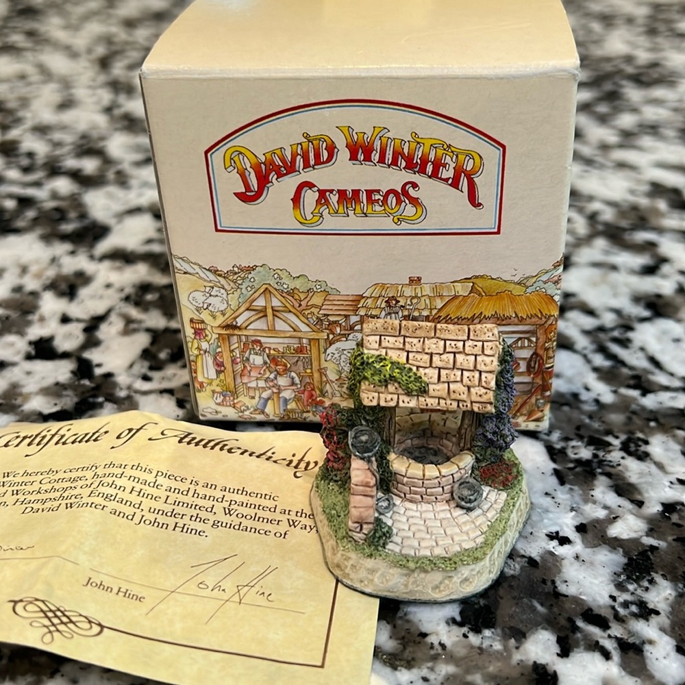 David Winter Cottage Cameos Penny Wishing Well
